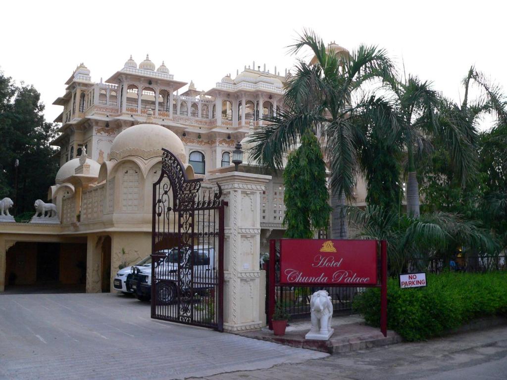 Chunda Palace
