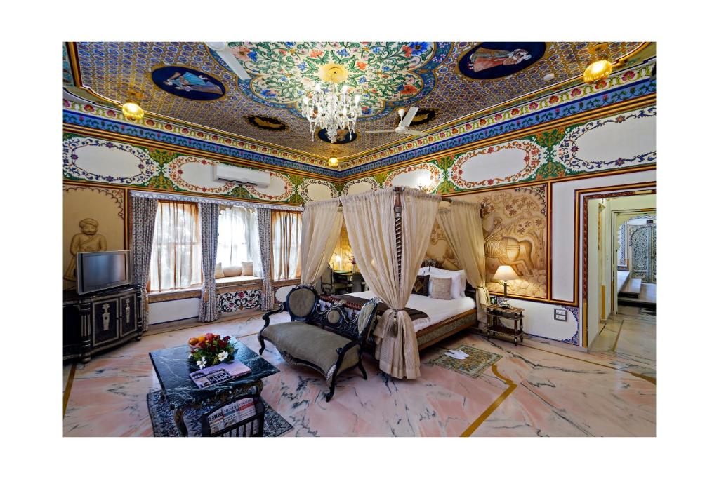 Chunda Palace